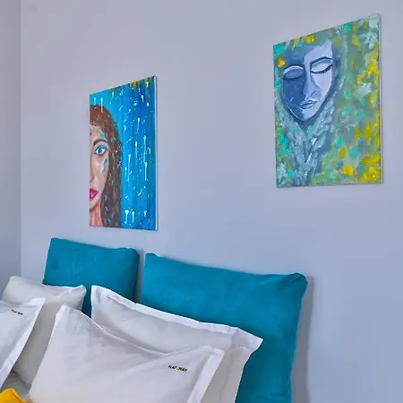 Apartman - The Blue - 1bd With Artistic Interior Design By Flat Mаnager