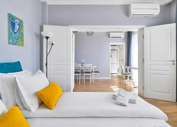 - The Blue - 1bd With Artistic Interior Design By Flat Mаnager Sofia