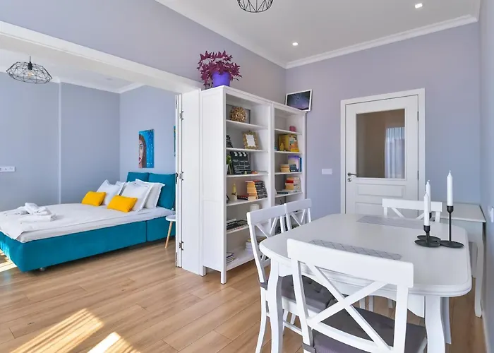 - The Blue - 1bd With Artistic Interior Design By Flat Mаnager Sofia